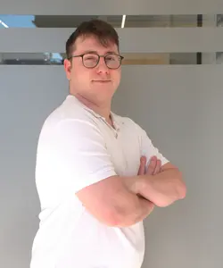Pablo Edson Vicente, técnico en análisis y valoración de vehículos en Castellón